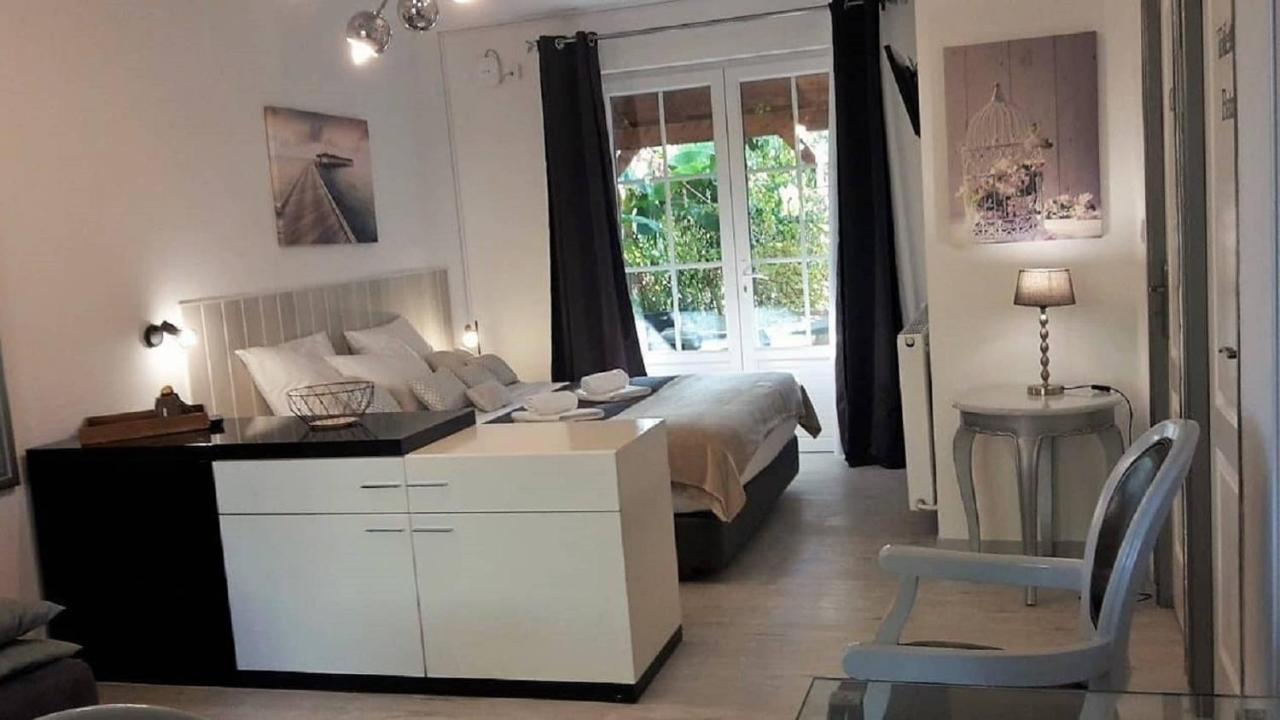Clairac  Orangerie Du Chateau Marith - Domaine Avec Piscine חדר תמונה